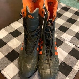 Adidas vintage Boots
